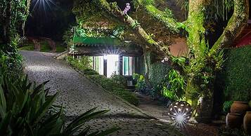 Pousada Pedras Brancas