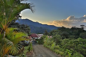 Nature's Edge Boutique Hotel