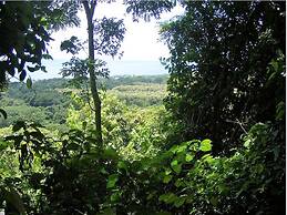 Nature's Edge Boutique Hotel