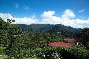 Nature's Edge Boutique Hotel