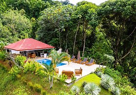 Nature's Edge Boutique Hotel