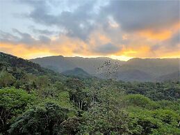 Nature's Edge Boutique Hotel