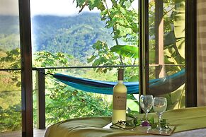 Nature's Edge Boutique Hotel