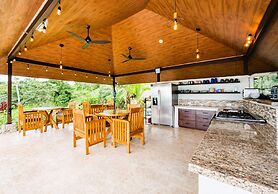 Nature's Edge Boutique Hotel