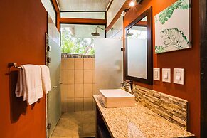 Nature's Edge Boutique Hotel