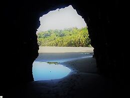 Nature's Edge Boutique Hotel