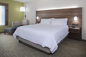 Holiday Inn Express and Suites King George- Dahlgren, an IHG Hotel