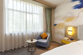 Holiday Inn Express Lhasa Potala Palace by IHG