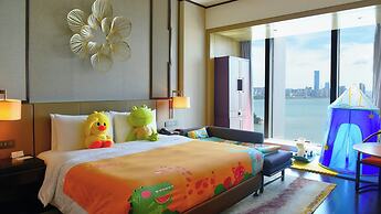 HUALUXE Xiamen Haicang Harbour View