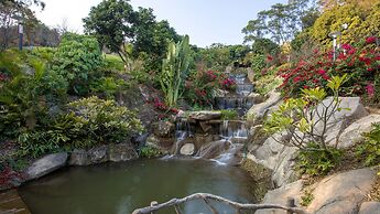 HUALUXE Xiamen Haicang Harbour View