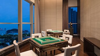HUALUXE Xiamen Haicang Harbour View