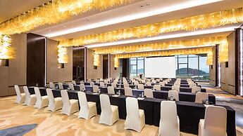 HUALUXE Xiamen Haicang Harbour View