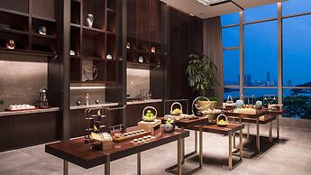 HUALUXE Xiamen Haicang Harbour View