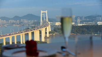 HUALUXE Xiamen Haicang Harbour View
