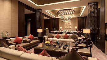 HUALUXE Xiamen Haicang Harbour View