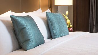 HUALUXE Xiamen Haicang Harbour View