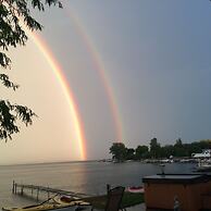 Waters Edge B&B Resort