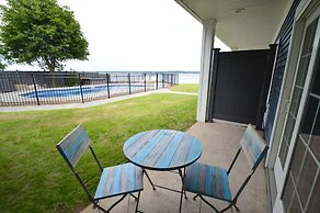 Waters Edge B&B Resort