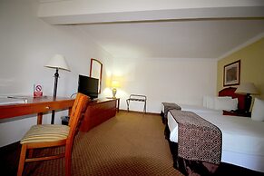 Hafersons Inn Hotel & Suites