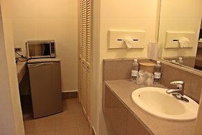 Hafersons Inn Hotel & Suites