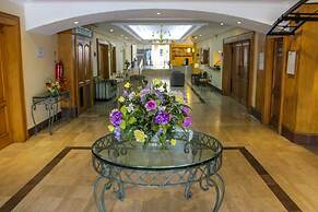 Hafersons Inn Hotel & Suites