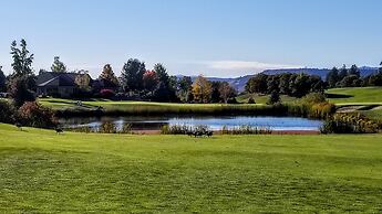 Resort at Eagle Point