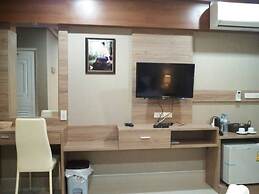 Little Bear Guesthouse and Restaurant