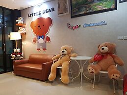 Little Bear Guesthouse and Restaurant