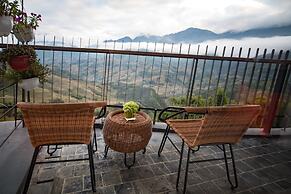 Pao's Sapa Leisure Hotel
