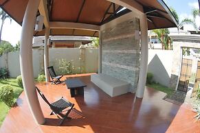 Villa Del Rey Resort CamSur powered by Cocotel