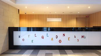 Hotel Glad One Kyoto Shichijo by M’s