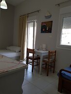 Heraklion Old Port Apartments