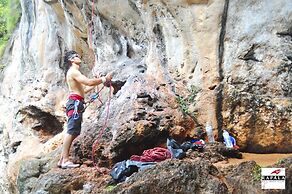 Rapala Rock Wood Resort