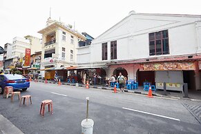 Tang City Hotel, Petaling Street, Merdeka PNB 118 Tower