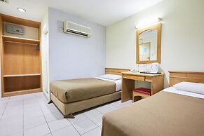 Tang City Hotel, Petaling Street, Merdeka PNB 118 Tower