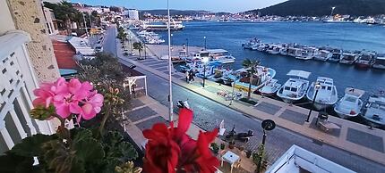 Larimar Boutique Hotel