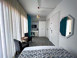 Larimar Boutique Hotel