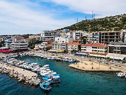 Larimar Boutique Hotel