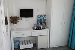 Larimar Boutique Hotel