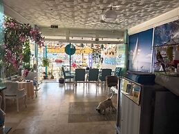 Larimar Boutique Hotel