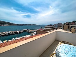 Larimar Boutique Hotel