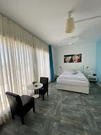 Larimar Boutique Hotel