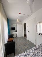 Larimar Boutique Hotel