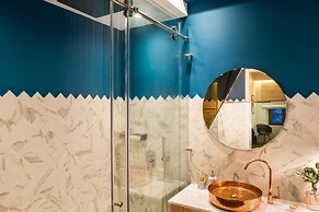 Nyx Chic Manor boutique hotel