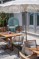 Nyx Chic Manor boutique hotel