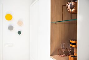 Nyx Chic Manor boutique hotel