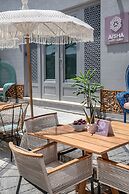 Nyx Chic Manor boutique hotel