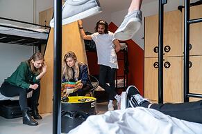 Via Amsterdam - Hostel