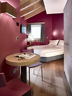 Color Home Suite Apartments