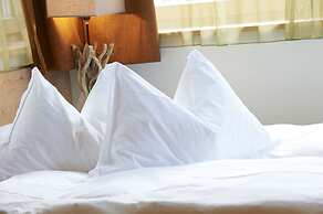 Color Home Suite Apartments